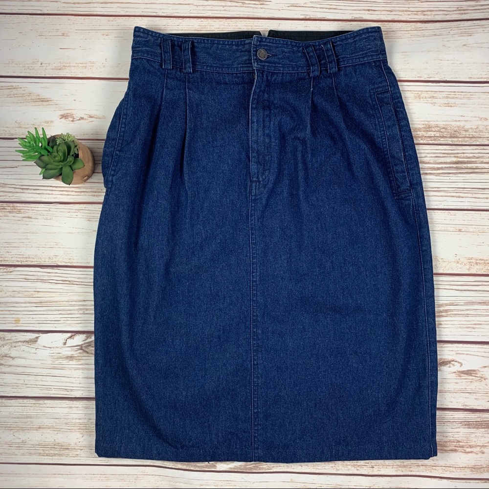 Liz Sport Vintage Dark Denim Pleated Pencil Skirt